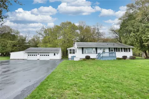 4789 Upper Holley Rd, Holley, NY 14470