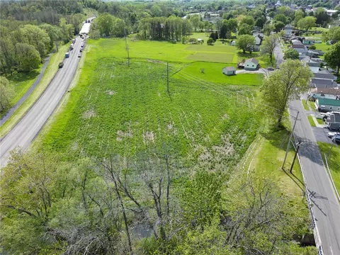 112 Montezuma St # B, Lyons, NY 14489 photo 9