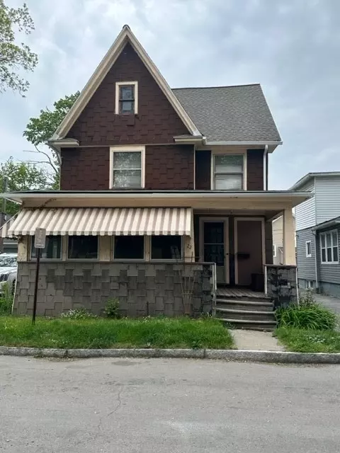 22 Lawton St, Rochester, NY 14607