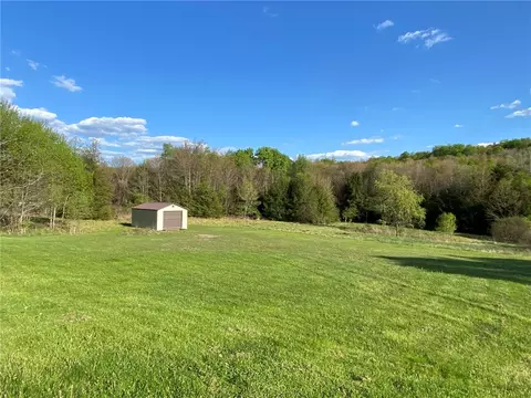 2 Laurel Ave, Wetmore, PA 16735