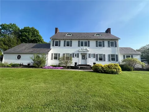 264 E Genesee St, Auburn, NY 13021
