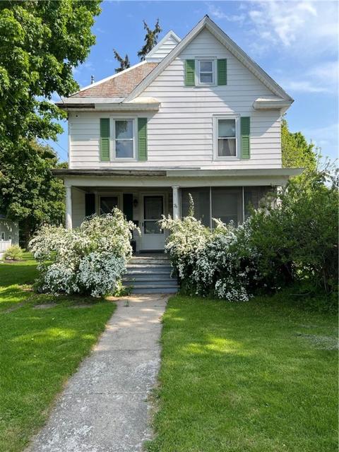 76 E Main St, Clifton Springs, NY 14432