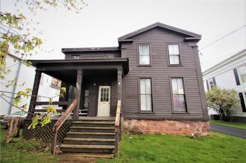210 W Bank St, Albion, NY 14411