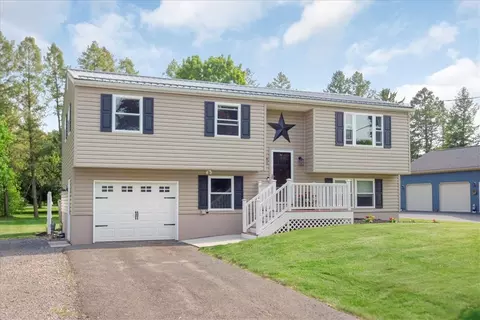22 Kathlyn Ave, Phelps, NY 14532