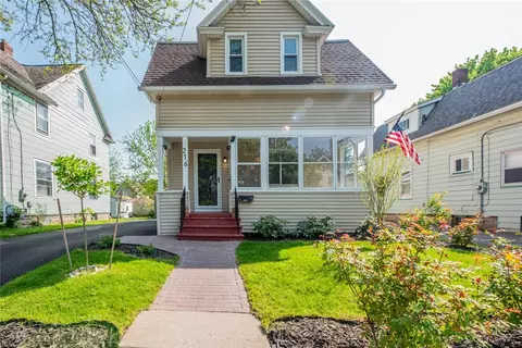 216 E Chestnut St, East Rochester, NY 14445