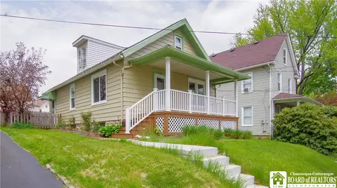418 Hazzard St, Jamestown, NY 14701