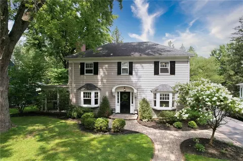 64 Shoreham Dr, Rochester, NY 14618