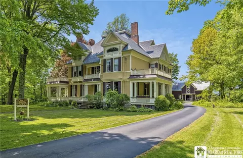 233 E Main St, Westfield, NY 14787