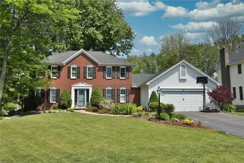 25 Pewter Rock, Webster, NY 14580