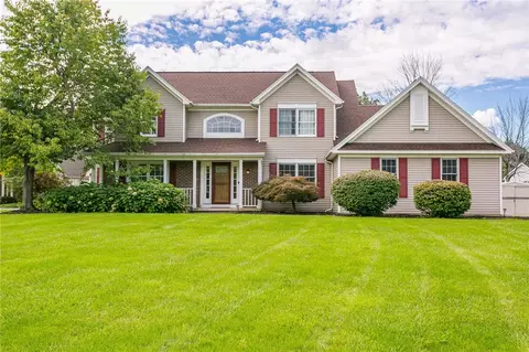 120 Guygrace Ln, Webster, NY 14580