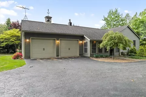 4935 Arbor Rd, Walworth, NY 14568