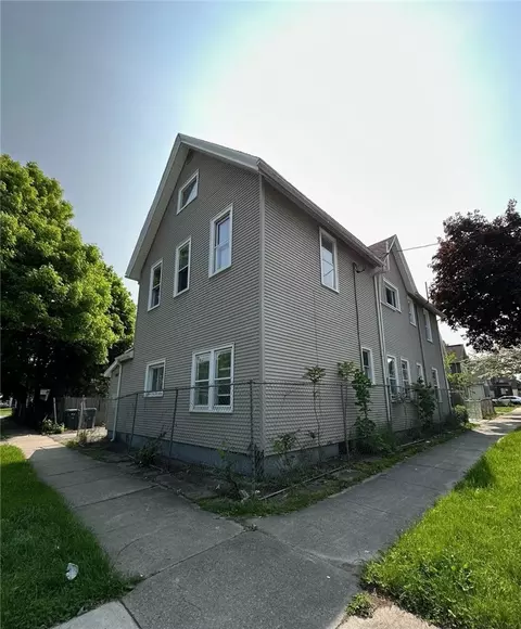 307 Orchard St, Rochester, NY 14606