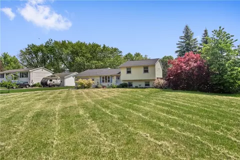 1344 Redman Rd, Hamlin, NY 14464