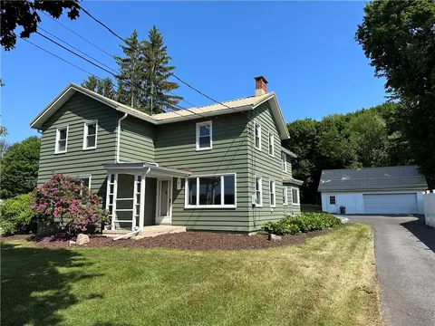 1733 Clark Street Rd, Aurelius, NY 13021