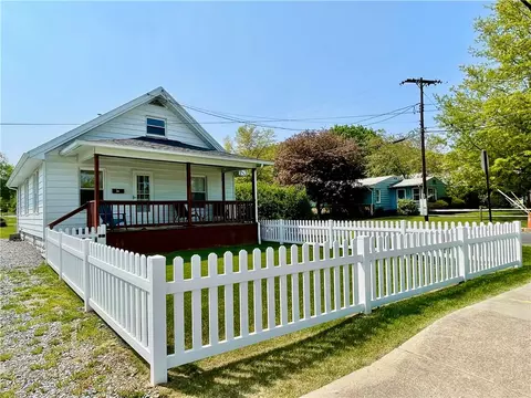 155 Seaward Ave, Bradford, PA 16701