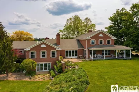 2094 Big Tree Rd, Busti, NY 14750
