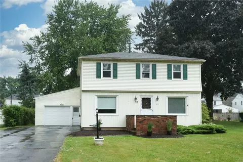 39 Halmore Dr, Irondequoit, NY 14609