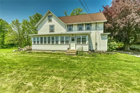 38 Walker Rd, Hilton, NY 14468