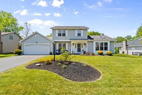 50 Canterbury Trl, Fairport, NY 14450