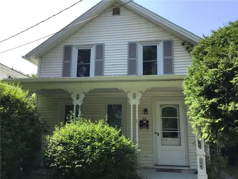 36 North St, Geneseo, NY 14454