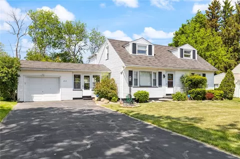 219 Pepperidge Dr, Greece, NY 14626