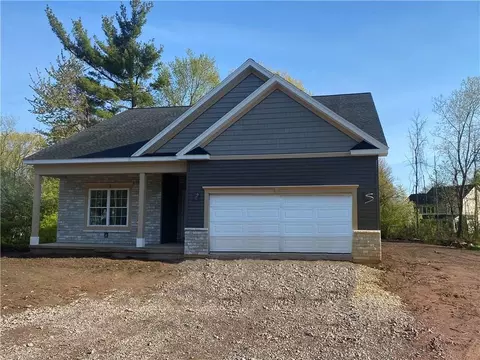 174 Mill Rd, Greece, NY 14626