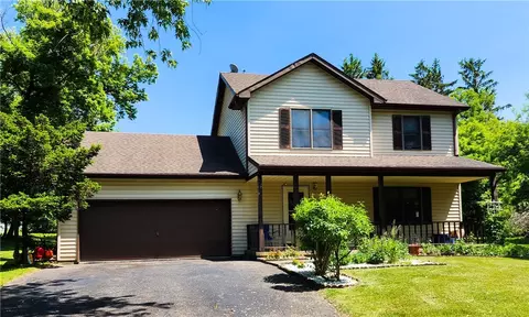 114 Loreto Ave, Rochester, NY 14623