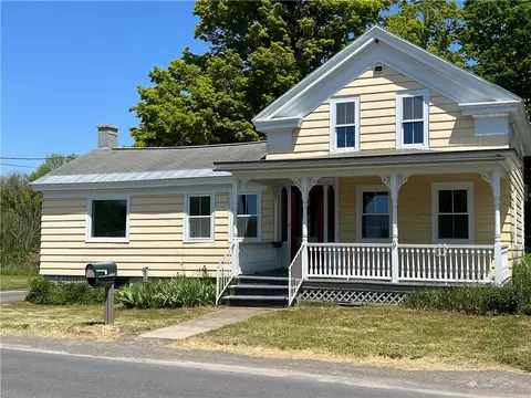 105 County Highway 18b, Plainfield, NY 13491