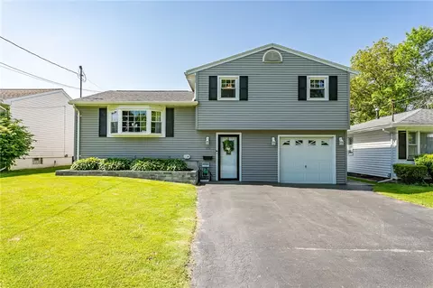 155 Cole Ave, Gates, NY 14606