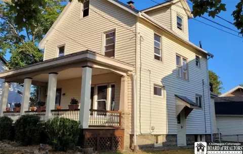 57 Blanchard St, Jamestown, NY 14701