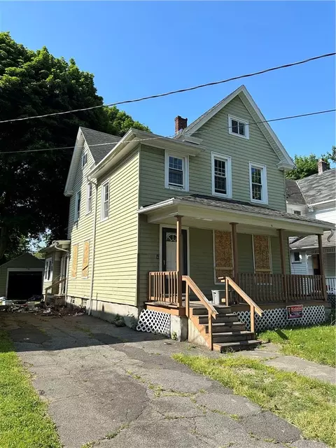 11 Englert St, Rochester, NY 14605