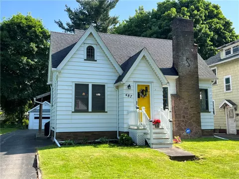 487 Rocket St, Rochester, NY 14609