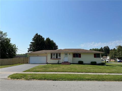 257 Wahl Rd, Irondequoit, NY 14609