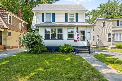 138 Legran Rd, Irondequoit, NY 14617