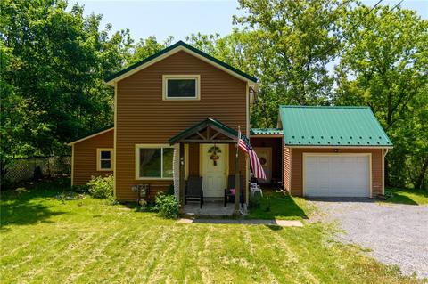 164 Pre Emption Rd, Geneva, NY 14456