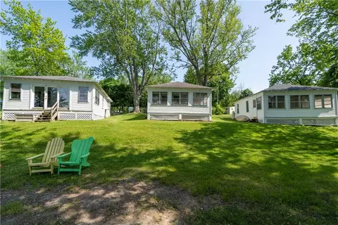 4612 E Lake Rd, Livonia, NY 14487