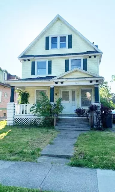 4231 Lake Ave, Rochester, NY 14612