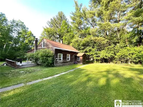 2218 12 Willard St Ext, Ellicott, NY 14701