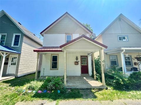 27 Grove St, Geneva, NY 14456