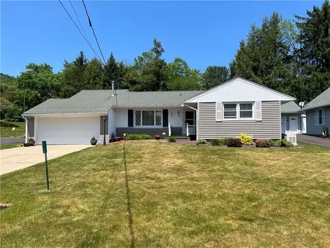 12 Emery Ave, Bradford, PA 16701