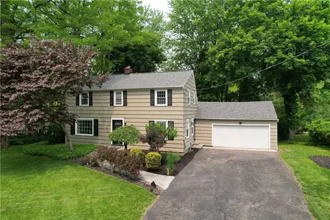 17 E Park Rd, Pittsford, NY 14534
