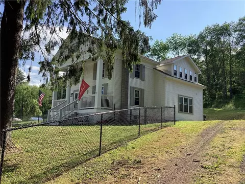 4993 N State Highway 8, New Berlin, NY 13411