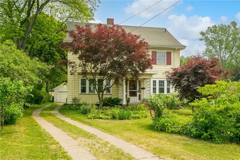 3098 Saint Paul Blvd, Irondequoit, NY 14617