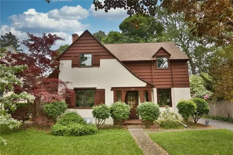 118 Roosevelt Rd, Rochester, NY 14618