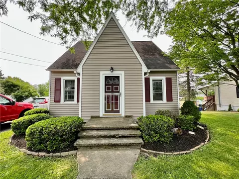 34 French Ave, Owasco, NY 13021