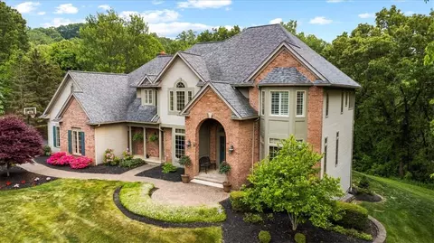 5 Lands End Rise Rise, Perinton, NY 14534