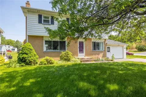 682 Elmgrove Rd, Gates, NY 14606