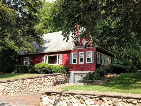 437 E Lake Rd, Milo, NY 14527
