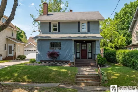 45 Spruce St, Jamestown, NY 14701