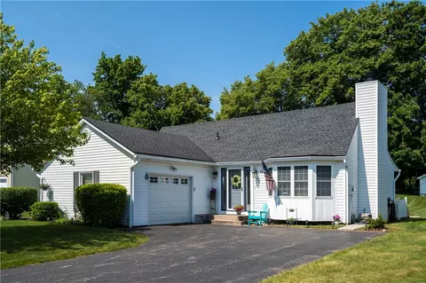 151 Willow Pond Way, Penfield, NY 14526